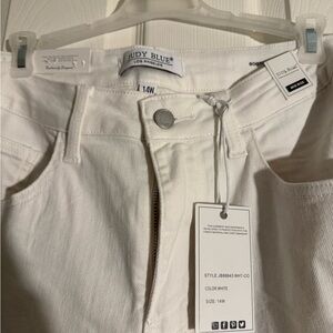 Size 14W Judy Blue bootcut with slit jeans. New with tags.